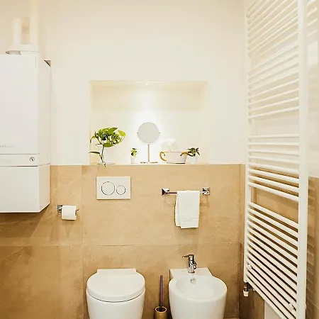 Primeloft Cathedral - Exclusive Suite- 1-7 Persone * فيرّارا
