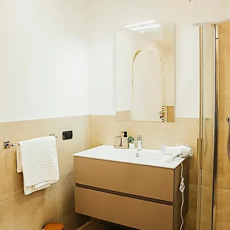 Apartment Primeloft Cathedral - Exclusive Suite- 1-7 Persone Ferrara