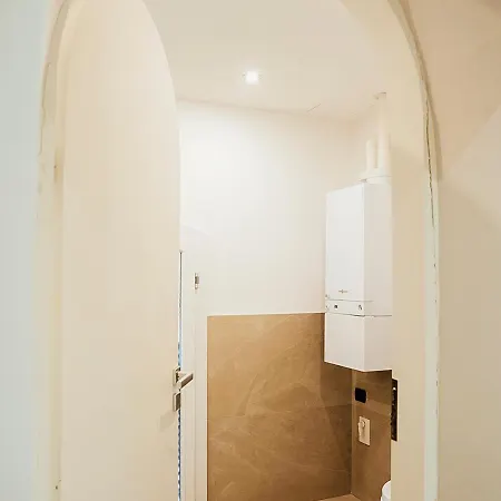 Apartment Primeloft Cathedral - Exclusive Suite- 1-7 Persone Ferrara