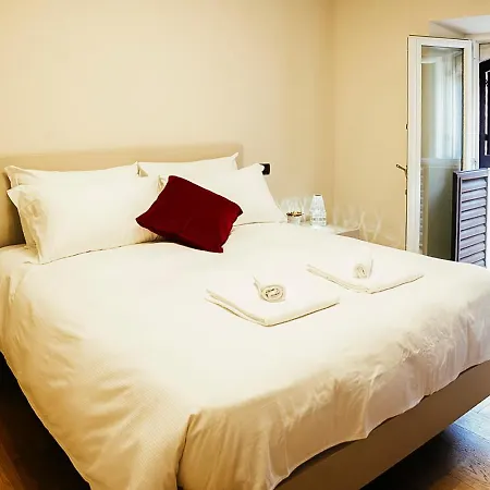 Primeloft Cathedral - Exclusive Suite- 1-7 Persone * فيرّارا