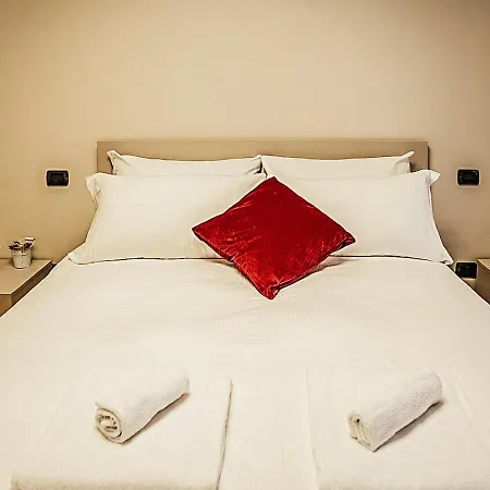 Primeloft Cathedral - Exclusive Suite- 1-7 Persone شقة