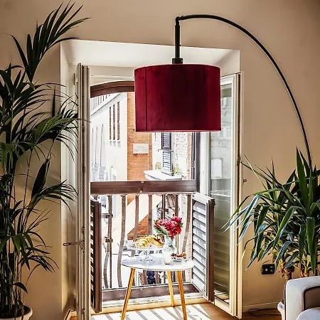 Primeloft Cathedral - Exclusive Suite- 1-7 Persone Apartment Ferrara