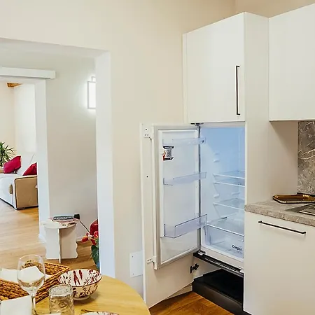 Apartment Primeloft Cathedral - Exclusive Suite- 1-7 Persone Ferrara